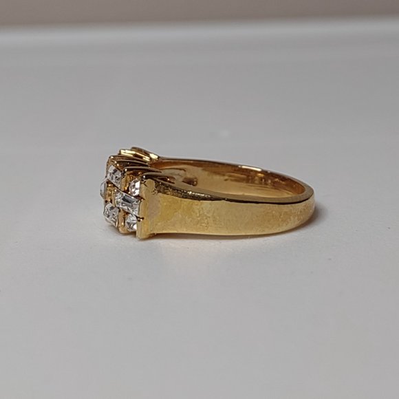 Gold Tone And Clear Stone Ring Size 7.75 - Picture 5 of 14